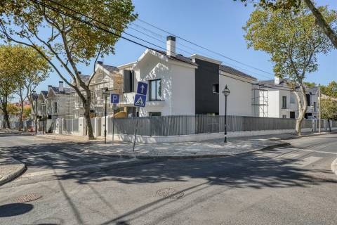 Ocean Prime Village - Condomínio de luxo com 11 moradias  em S.Pedro do Estoril, Cascais.