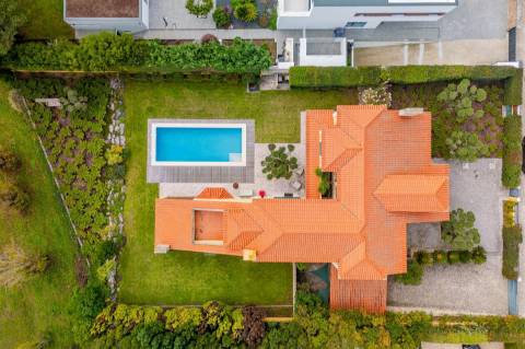 Moradia T4 de Luxo com Vista Golf na Exclusiva Quinta da Beloura I, Sintra