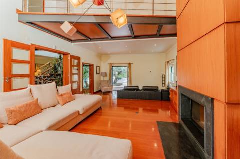 Moradia T4 de Luxo com Vista Golf na Exclusiva Quinta da Beloura I, Sintra