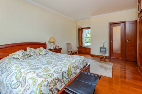 Moradia T4 de Luxo com Vista Golf na Exclusiva Quinta da Beloura I, Sintra