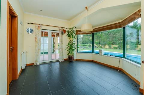 Moradia T4 de Luxo com Vista Golf na Exclusiva Quinta da Beloura I, Sintra