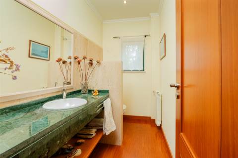 Moradia T4 de Luxo com Vista Golf na Exclusiva Quinta da Beloura I, Sintra