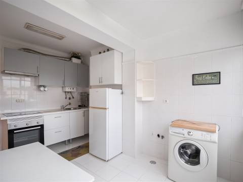 Apartamento T1 para arrendar no Monte Estoril