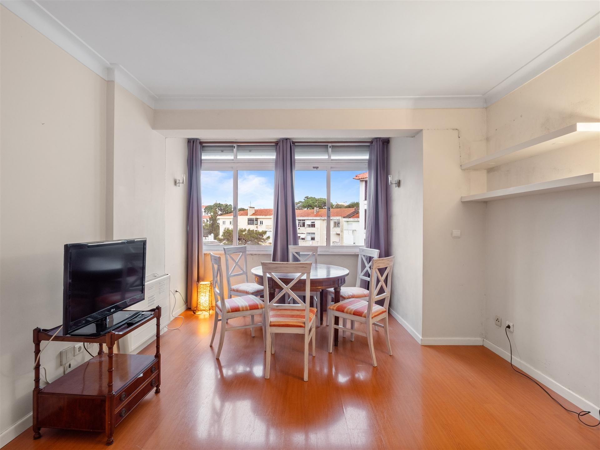 Apartamento T1 para arrendar no Monte Estoril