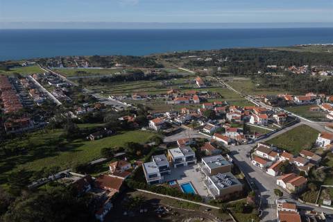 Moradia de Luxo a 5 Minutos da Praia de Magoito – Sintra