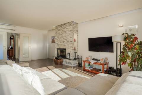 Moradia de Luxo a 5 Minutos da Praia de Magoito – Sintra