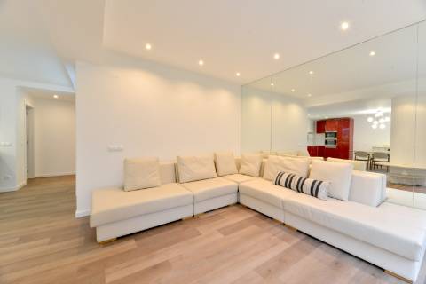 Apartamento T2 para arrendamento condominio privado.