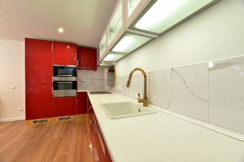 Apartamento T2 para arrendamento condominio privado.