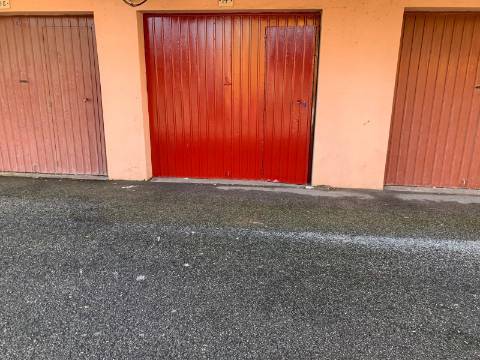 Garagem  com 17 m² em Mem-Martins