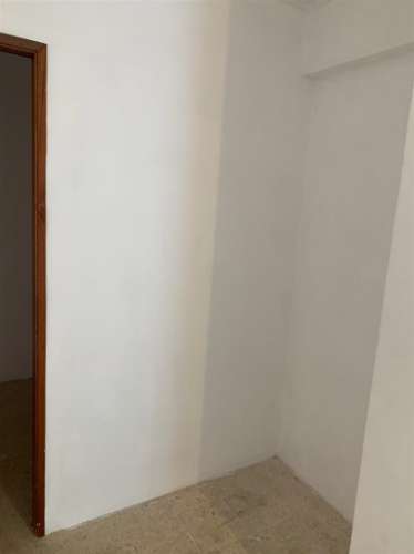 Garagem para arrendar com 14 m² em Mem- Martims Garagem para arrendamento com 14 m² em Mem-Martins