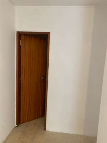 Garagem para arrendar com 14 m² em Mem- Martims Garagem para arrendamento com 14 m² em Mem-Martins