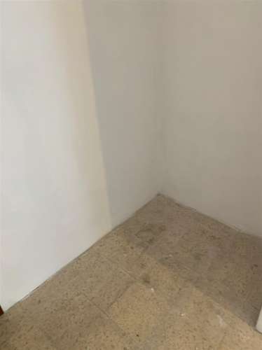 Garagem para arrendar com 14 m² em Mem- Martims Garagem para arrendamento com 14 m² em Mem-Martins