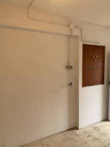 Garagem para arrendar com 14 m² em Mem- Martims Garagem para arrendamento com 14 m² em Mem-Martins