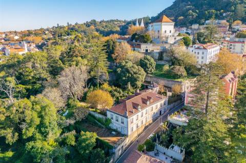 Quinta histórica no Centro de Sintra