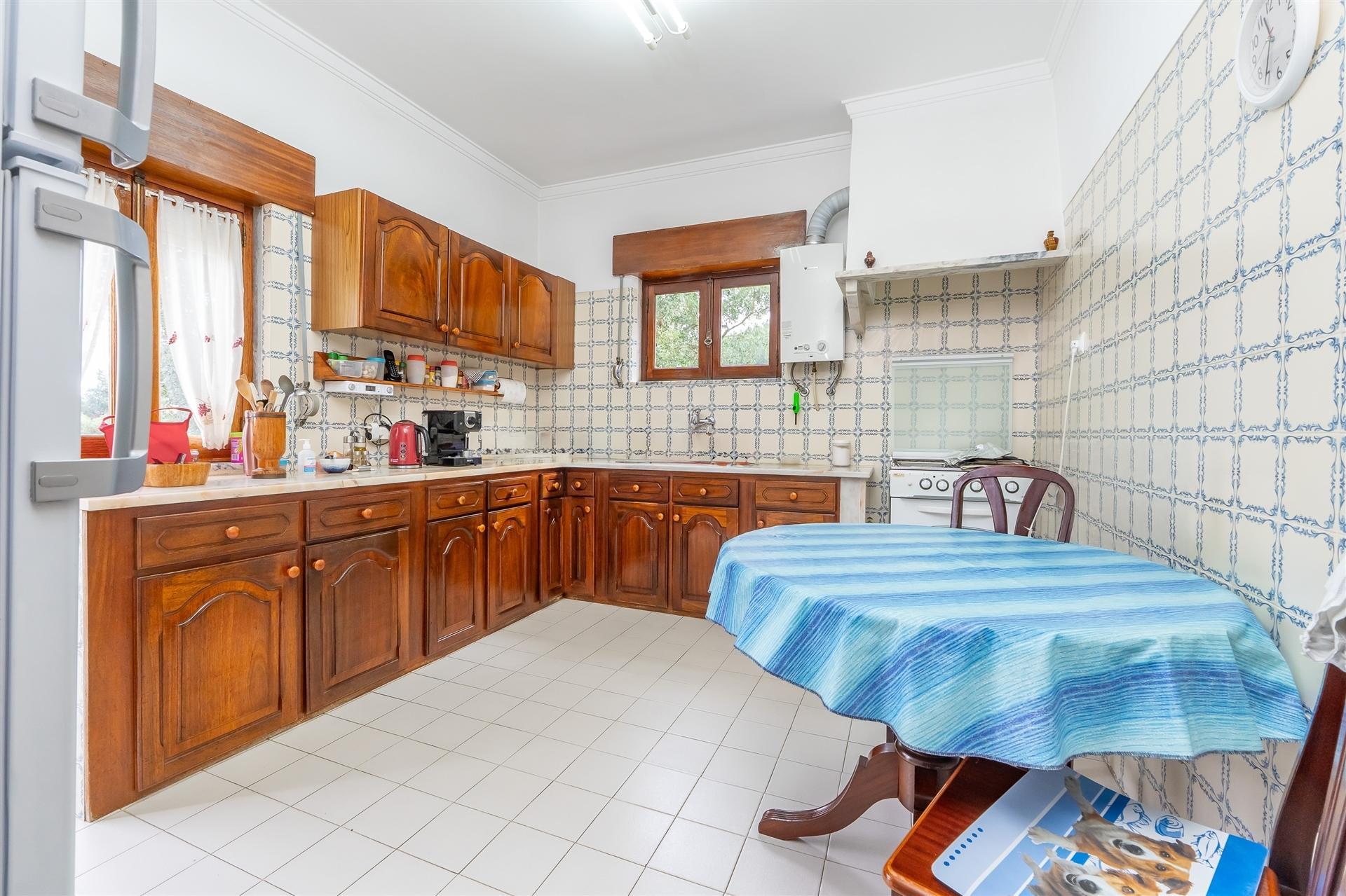 Moradia de 4 assoalhadas na Amora.