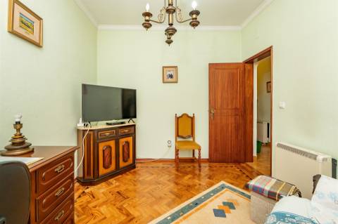 Moradia de 4 assoalhadas na Amora.