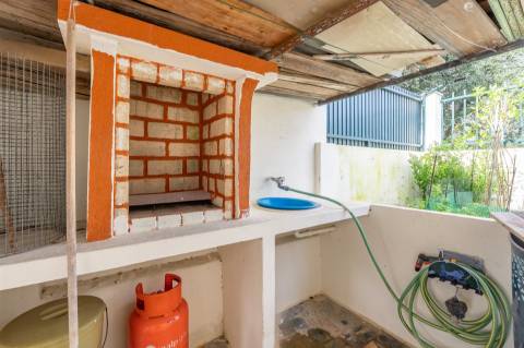 Moradia de 4 assoalhadas na Amora.