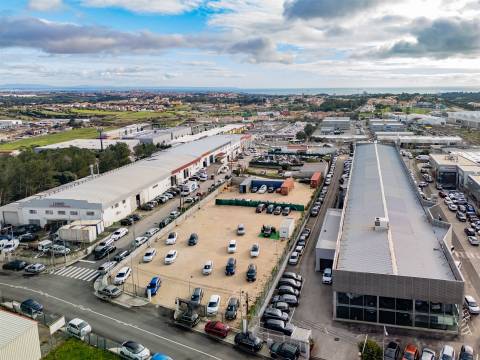Terreno Industrial com Rendimento Imediato – Localização Estratégica | Cascais
