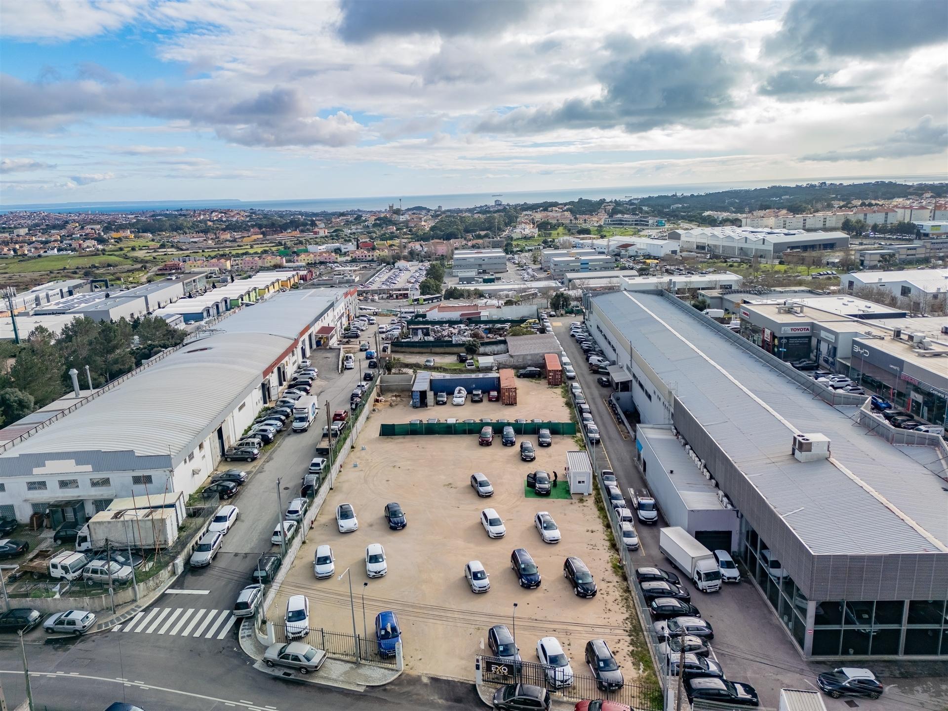Terreno Industrial com Rendimento Imediato – Localização Estratégica | Cascais