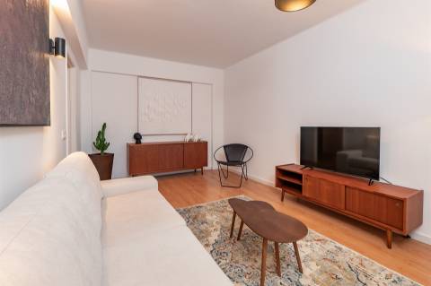 T1 de Luxo para Arrendamento no Monte Estoril