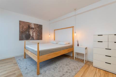 Apartamento T1 para Arrendamento em Cascais com Vista Mar