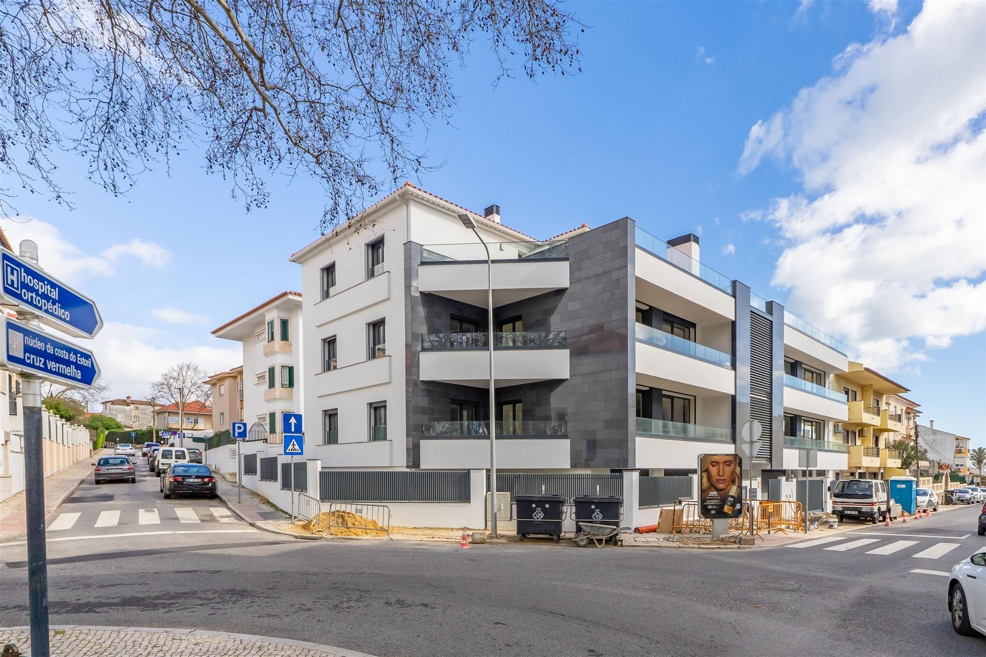 Apartamento T3 novo em Cascais ao lado do mar