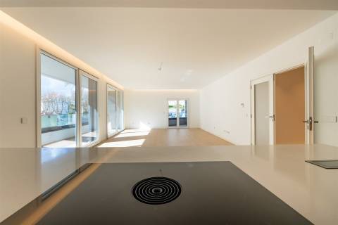 Apartamento T3 novo em Cascais ao lado do mar