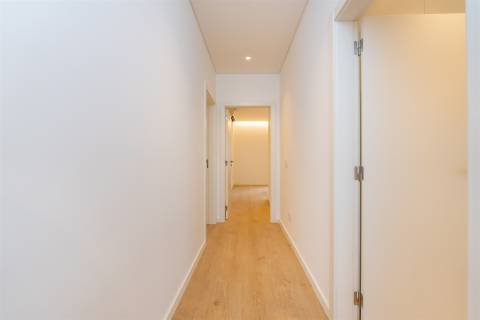 Apartamento T3 novo em Cascais ao lado do mar