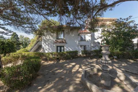 Quinta histórica, património cultural do século XVIII, localizada em Carcavelos.