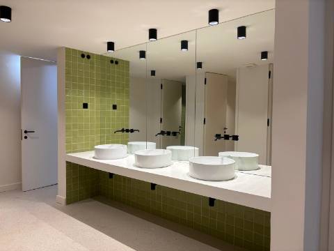 Espaço comercial excecional com 1143.27 m², no coração histórico de Cascais.