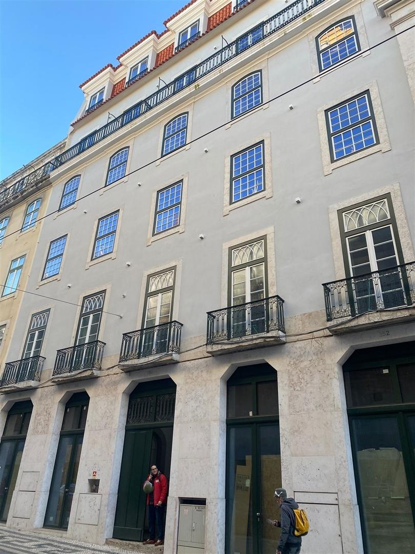 T3 Penthouse, uma joia íntima no coração da Baixa.