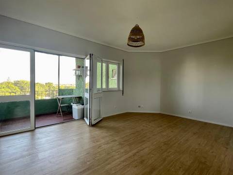 Apartamento T2 no centro de Cascais para arrendamento.