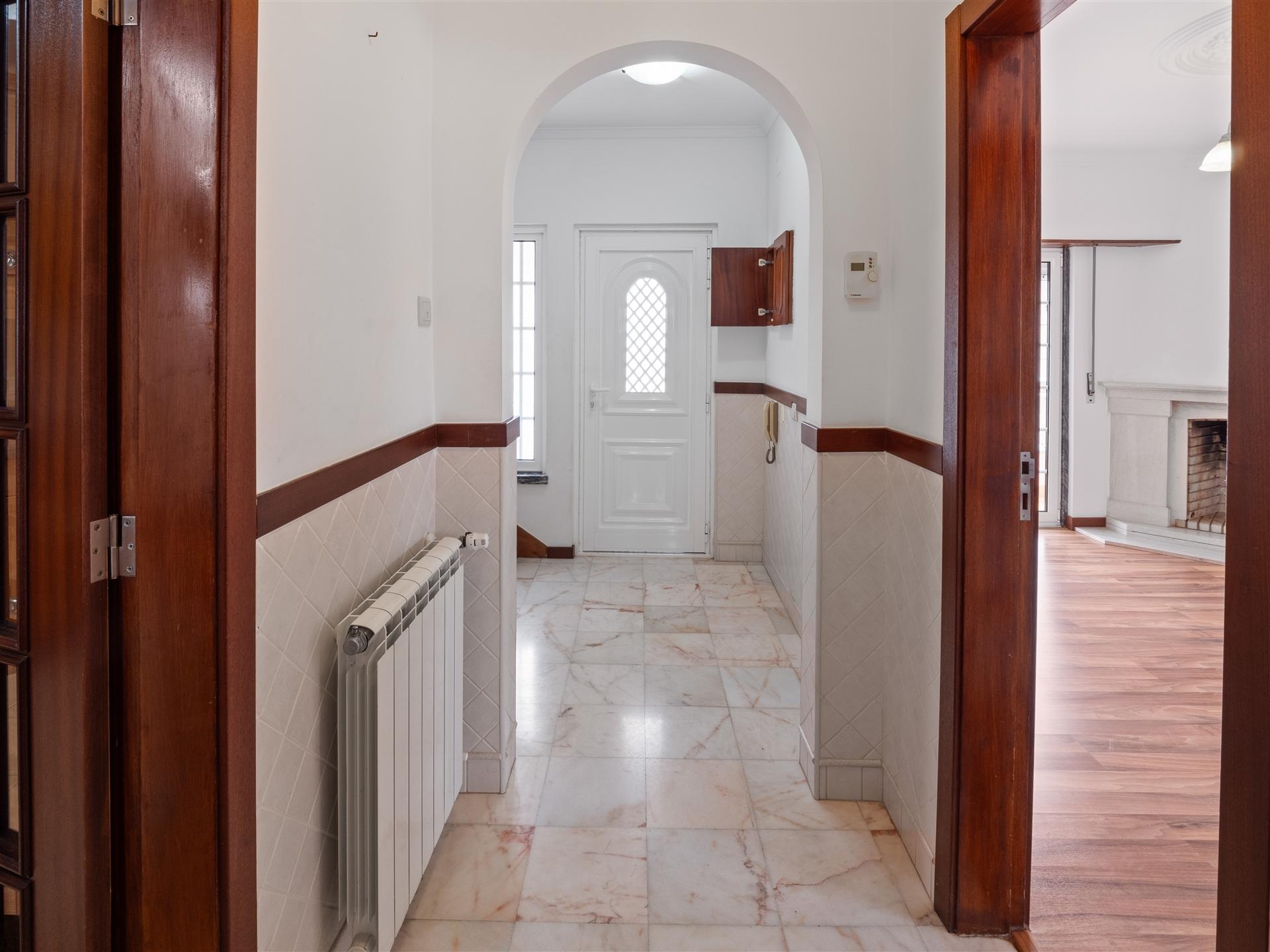 Moradia T4 para arrendamento em Cascais