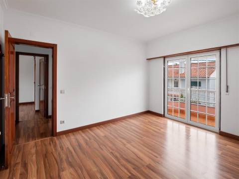 Moradia T4 para arrendamento em Cascais