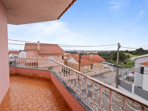 Moradia T4 para arrendamento em Cascais