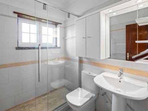 Moradia T4 para arrendamento em Cascais