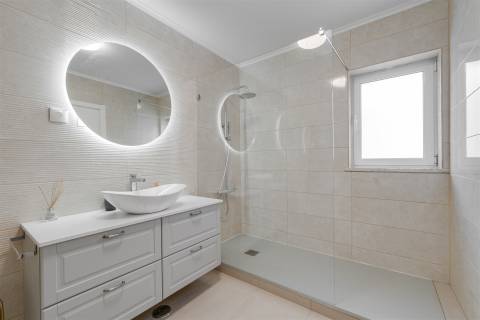 Quinta Biológica - Monte de Palma em Sao Manços com negócio.