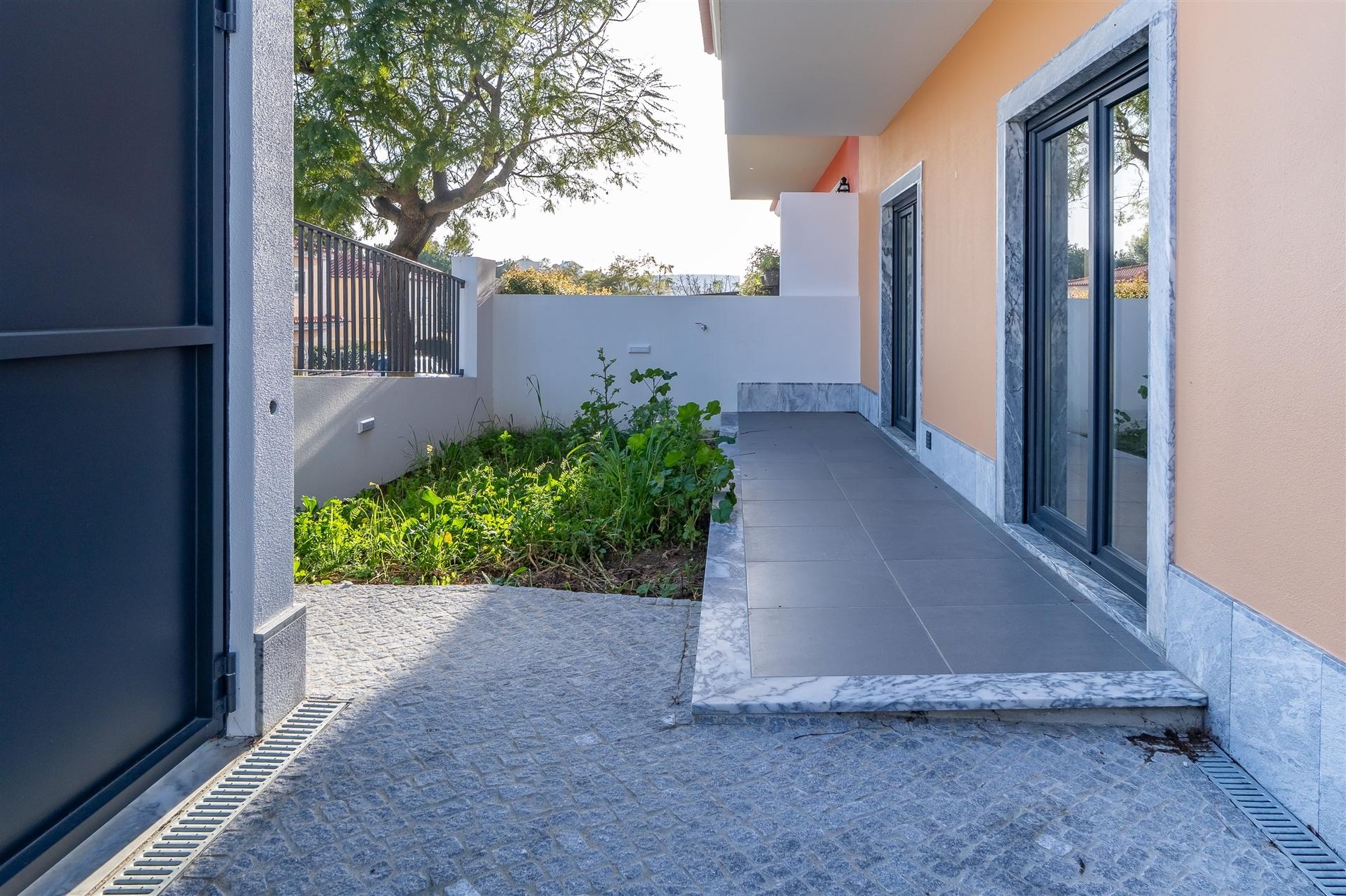 Moradia T3+2 no Estoril