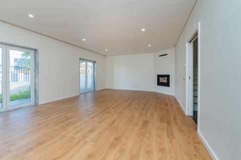 Moradia T3+2 no Estoril