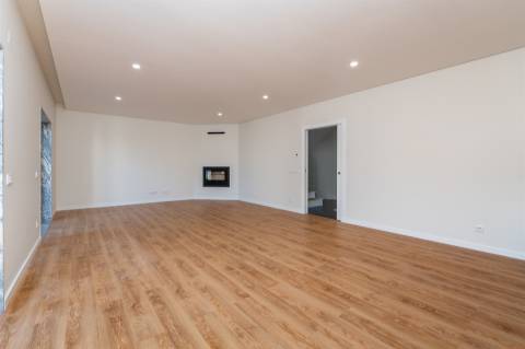 Moradia T3+2 no Estoril