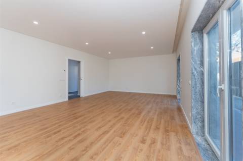 Moradia T3+2 no Estoril