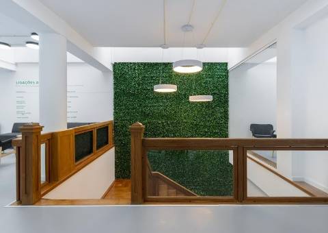 Loja Comercial com Potencial Único – Ferreira Lapa / Bom Sucesso, Porto