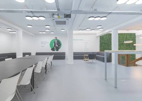 Loja Comercial com Potencial Único – Ferreira Lapa / Bom Sucesso, Porto