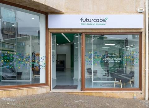 Loja Comercial com Potencial Único – Ferreira Lapa / Bom Sucesso, Porto