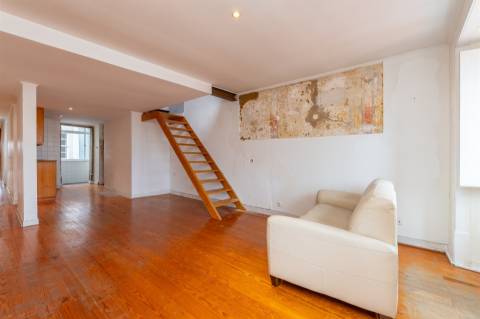 Apartamento T2 na Misericórdia - Lisboa Duplex T2 na Misericórdia