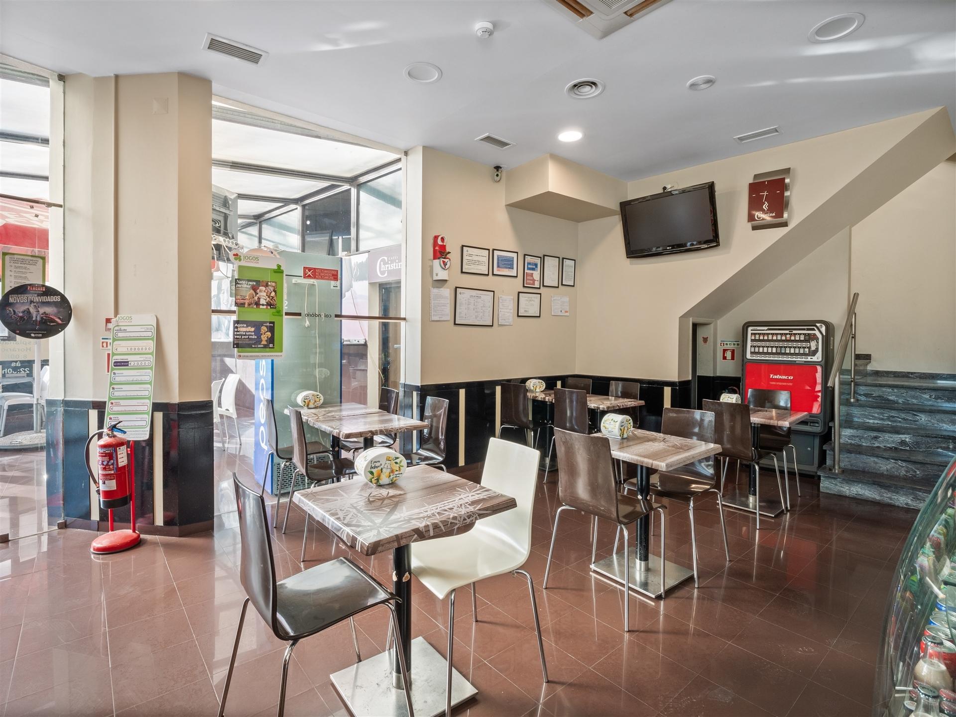 Espaço Comercial à Venda em Cascais – Versatilidade e Oportunidade Única