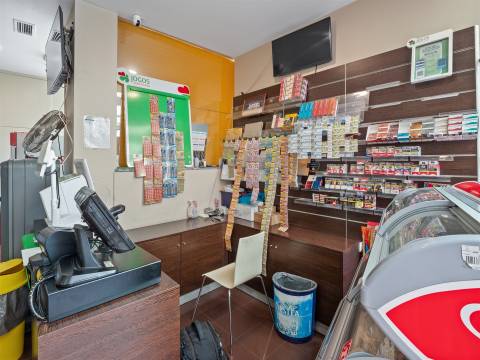 Espaço Comercial à Venda em Cascais – Versatilidade e Oportunidade Única