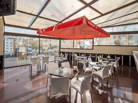 Espaço Comercial à Venda em Cascais – Versatilidade e Oportunidade Única