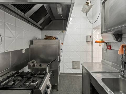 Espaço Comercial à Venda em Cascais – Versatilidade e Oportunidade Única