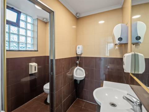 Espaço Comercial à Venda em Cascais – Versatilidade e Oportunidade Única